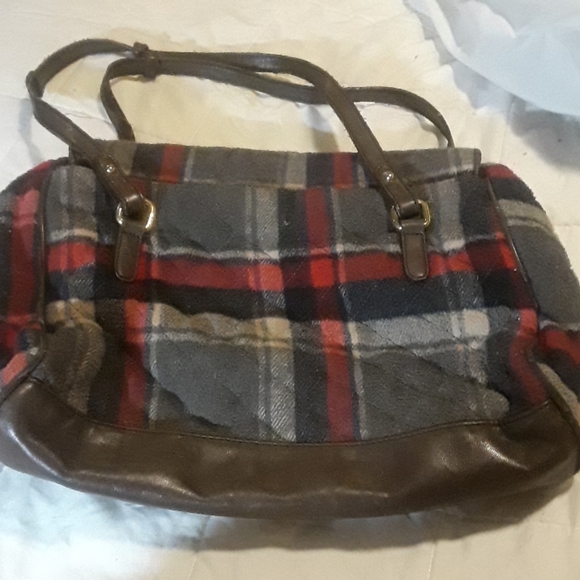 FLASH SALE Tommy Hilfiger purse/ BUNDLE ONLY 2or more items - Picture 2 of 6